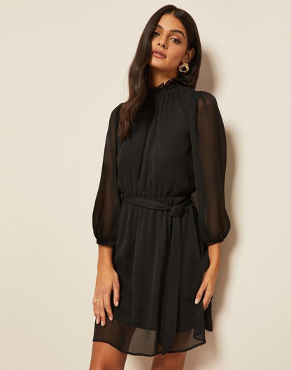 Black Plain Flared Dress With Belt